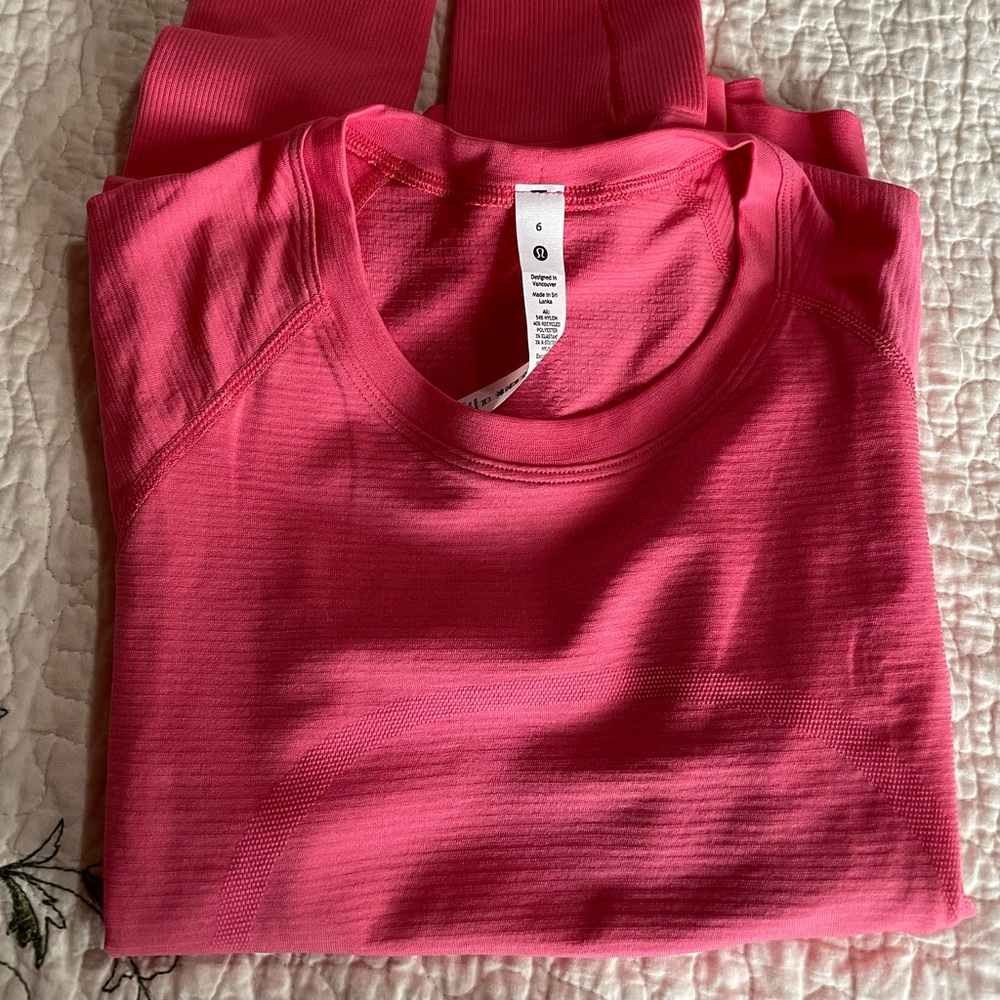 NWT Swiftly long sleeve race length size6